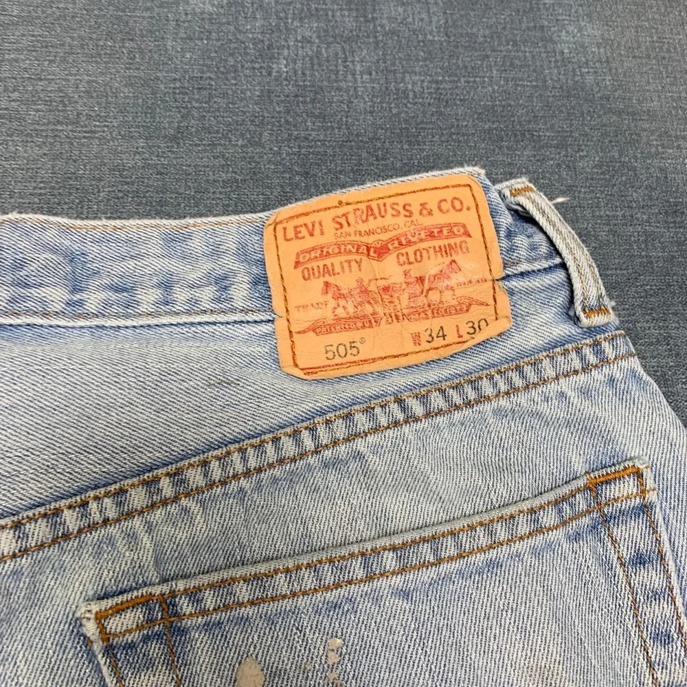 Levi's 505 Jeans Mens 34x30 Blue Denim Medium Wash Regular Fit Straight Leg